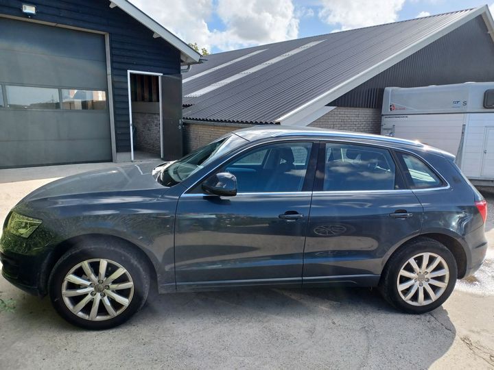 Photo 1 VIN: WAUZZZ8R29A016838 - AUDI Q5 