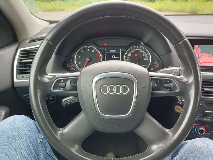 Photo 14 VIN: WAUZZZ8R5AA102813 - AUDI Q5 