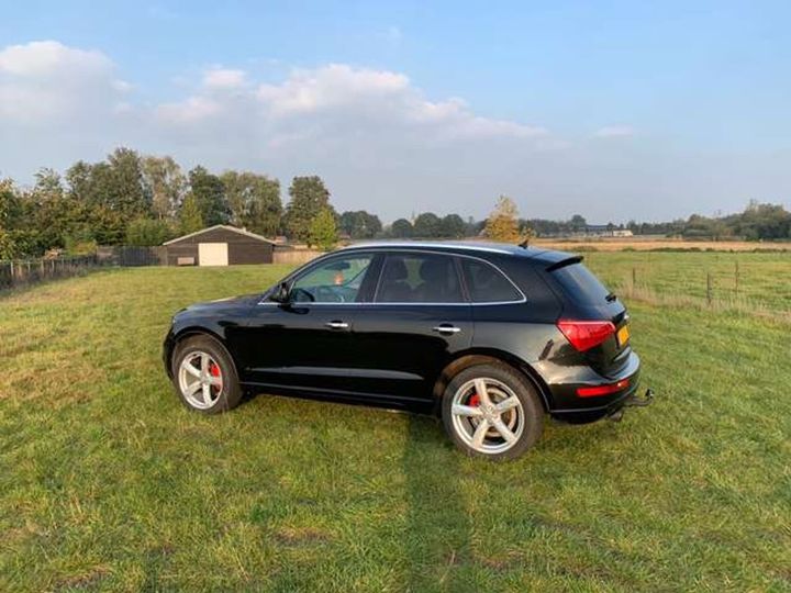 Photo 2 VIN: WAUZZZ8R99A040599 - AUDI Q5 