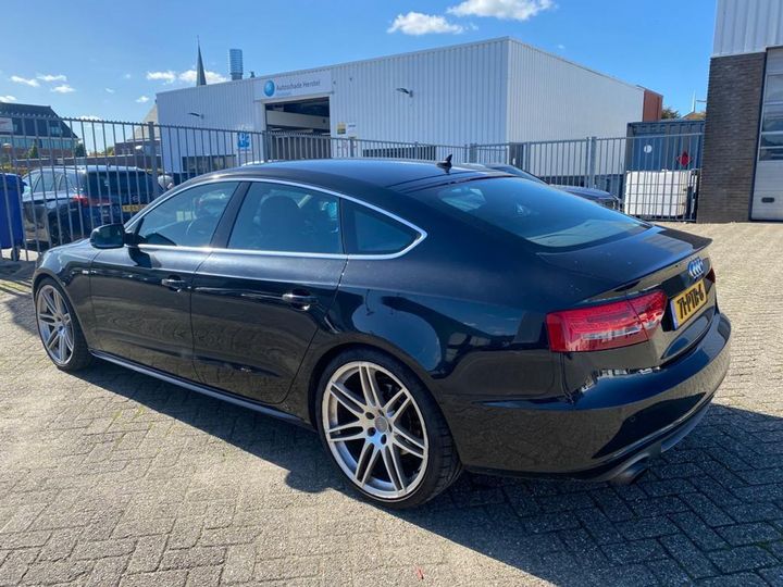 Photo 2 VIN: WAUZZZ8T2AA049533 - AUDI A5 SPORTBACK 