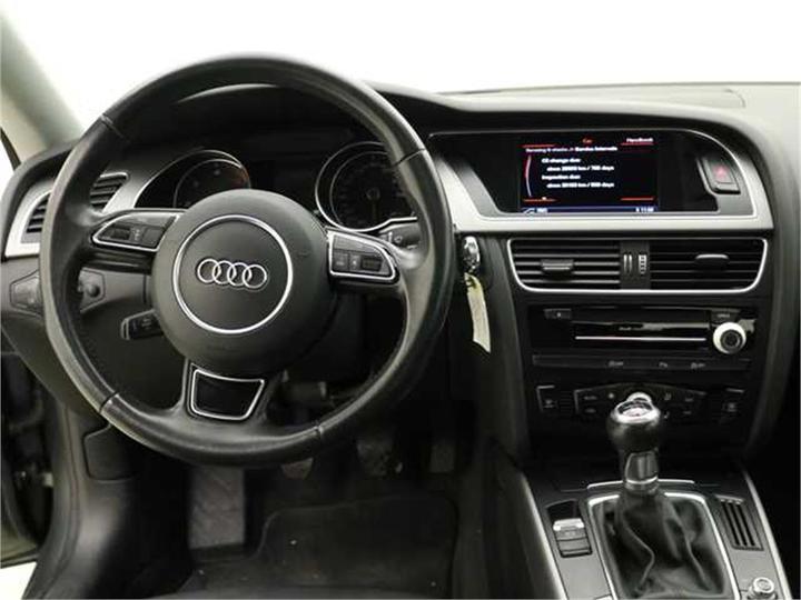 Photo 17 VIN: WAUZZZ8T2FA001635 - AUDI A5 