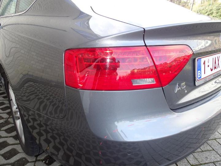 Photo 26 VIN: WAUZZZ8T2FA001635 - AUDI A5 