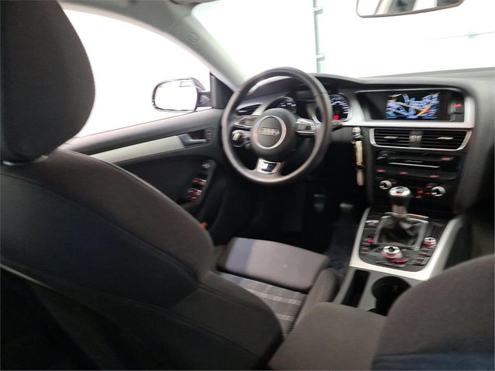 Photo 6 VIN: WAUZZZ8T3GA068150 - AUDI A5 