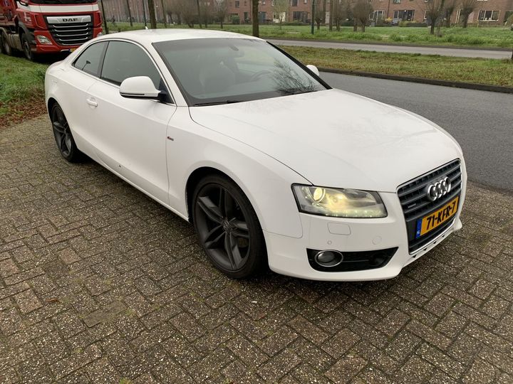 Photo 4 VIN: WAUZZZ8T49A042644 - AUDI A5 COUP 