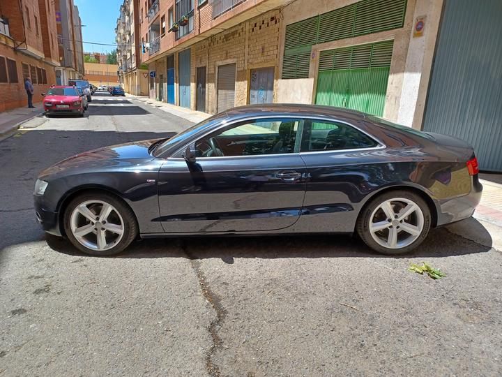 Photo 0 VIN: WAUZZZ8T9AA026623 - AUDI A5 