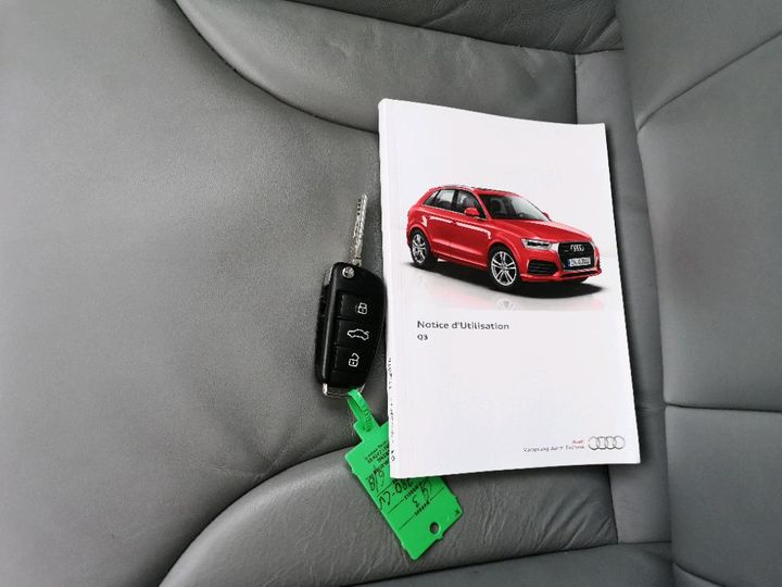 Photo 38 VIN: WAUZZZ8U0HR065220 - AUDI Q3 