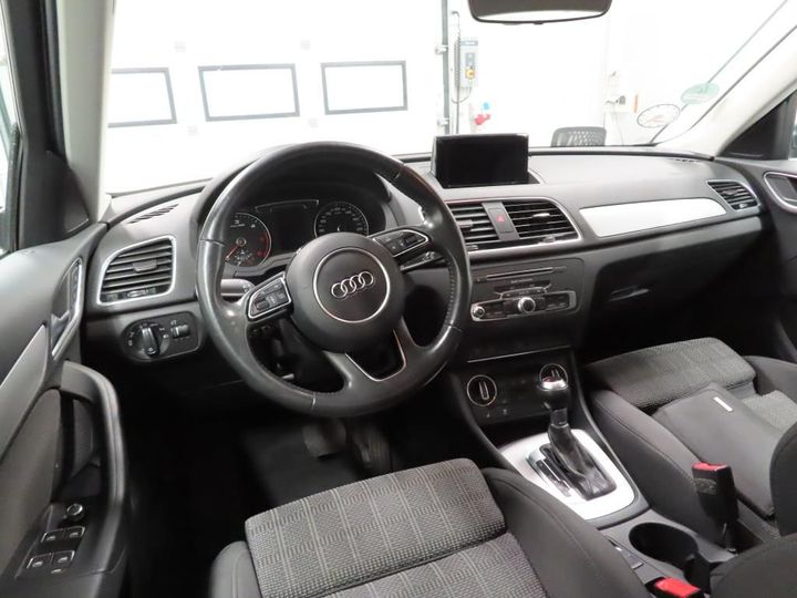 Photo 10 VIN: WAUZZZ8U0JR046737 - AUDI Q3 