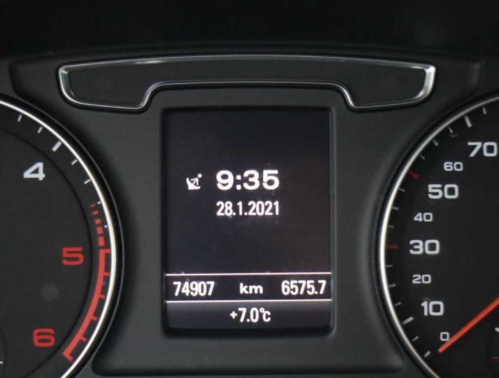 Photo 6 VIN: WAUZZZ8U2HR040965 - AUDI Q3 FL &#3914 