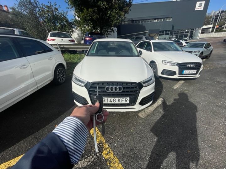 Photo 16 VIN: WAUZZZ8U2JR025310 - AUDI Q3 