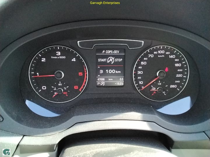 Photo 9 VIN: WAUZZZ8U3JR046036 - AUDI Q3 