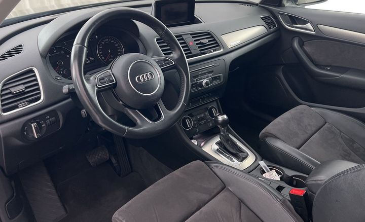 Photo 9 VIN: WAUZZZ8U4HR093554 - AUDI Q3 