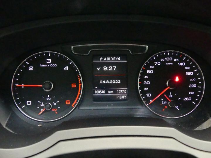 Photo 8 VIN: WAUZZZ8U4JR006273 - AUDI Q3 2.0 TDI BASIS ULTRA 