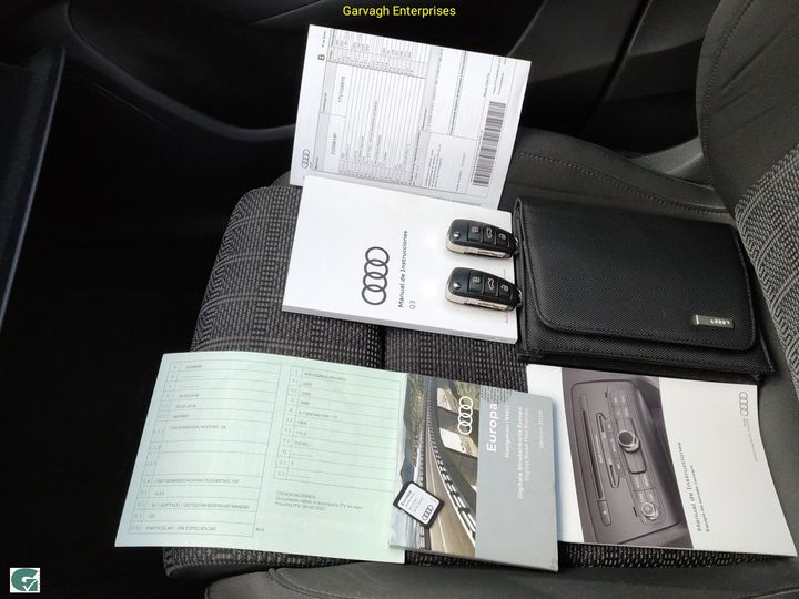 Photo 4 VIN: WAUZZZ8U5JR043820 - AUDI Q3 