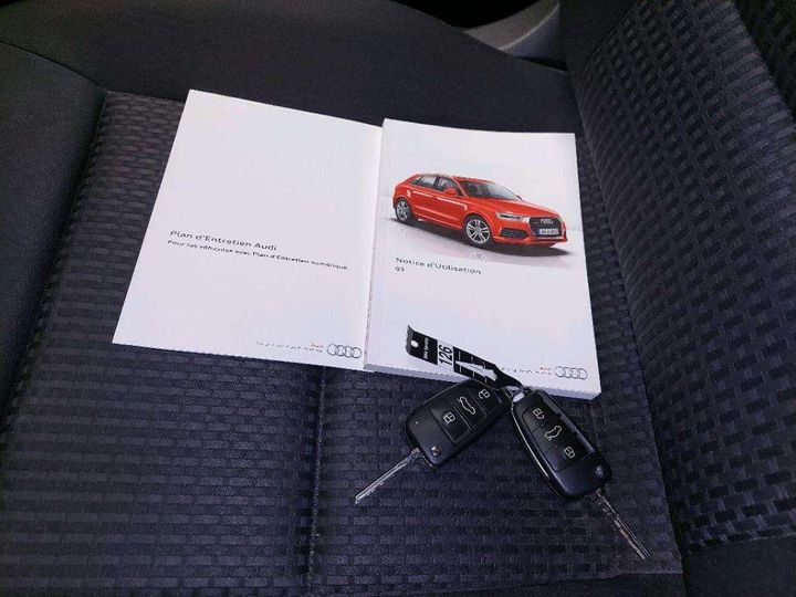 Photo 6 VIN: WAUZZZ8U6HR077081 - AUDI Q3 