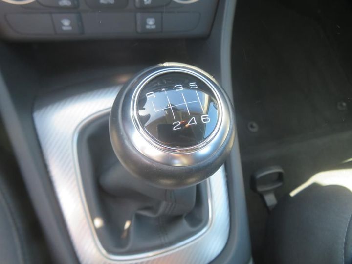 Photo 20 VIN: WAUZZZ8U7HR096156 - AUDI Q3 