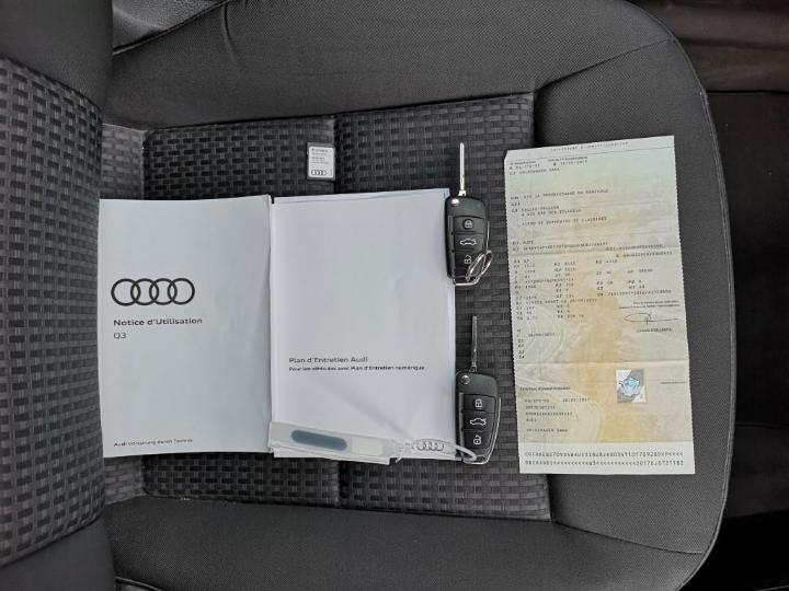 Photo 18 VIN: WAUZZZ8U8JR003411 - AUDI Q3 