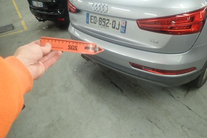 Photo 32 VIN: WAUZZZ8U9HR005517 - AUDI Q3 