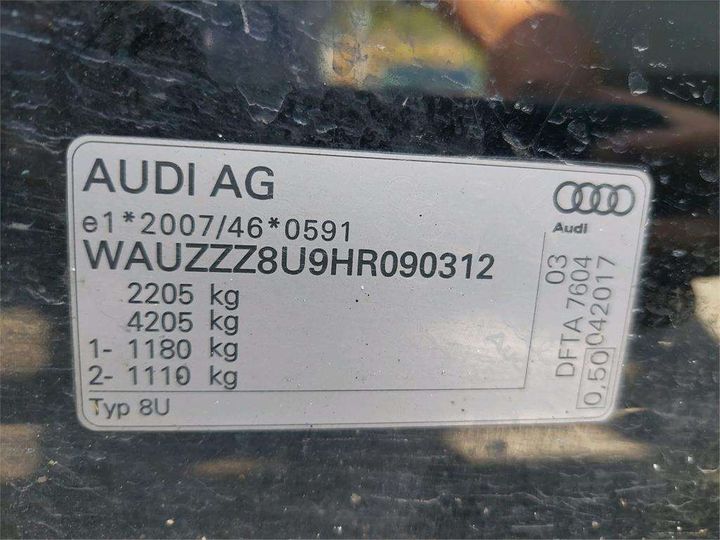 Photo 8 VIN: WAUZZZ8U9HR090312 - AUDI Q3 