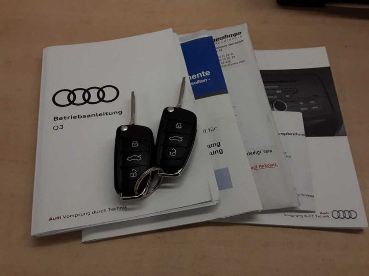 Photo 10 VIN: WAUZZZ8U9JR057719 - AUDI Q3 2.0 TDI 