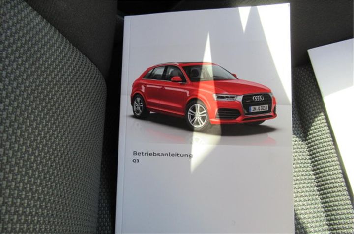 Photo 36 VIN: WAUZZZ8UXHR087998 - AUDI Q3 