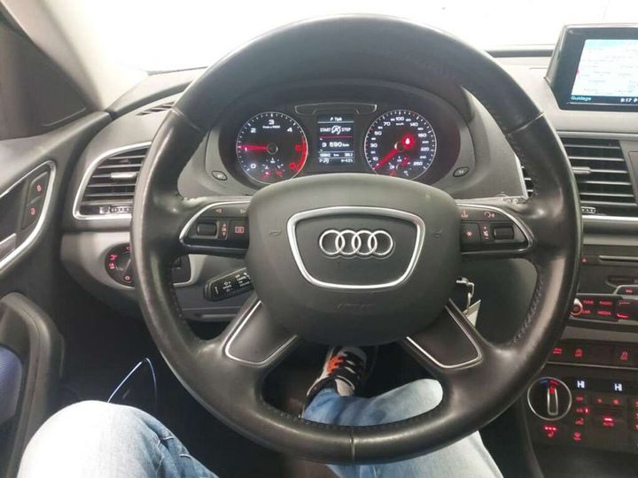 Photo 10 VIN: WAUZZZ8UXJR019576 - AUDI Q3 