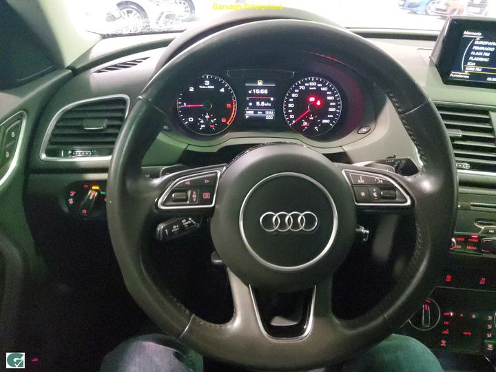 Photo 29 VIN: WAUZZZ8UXJR023885 - AUDI Q3 