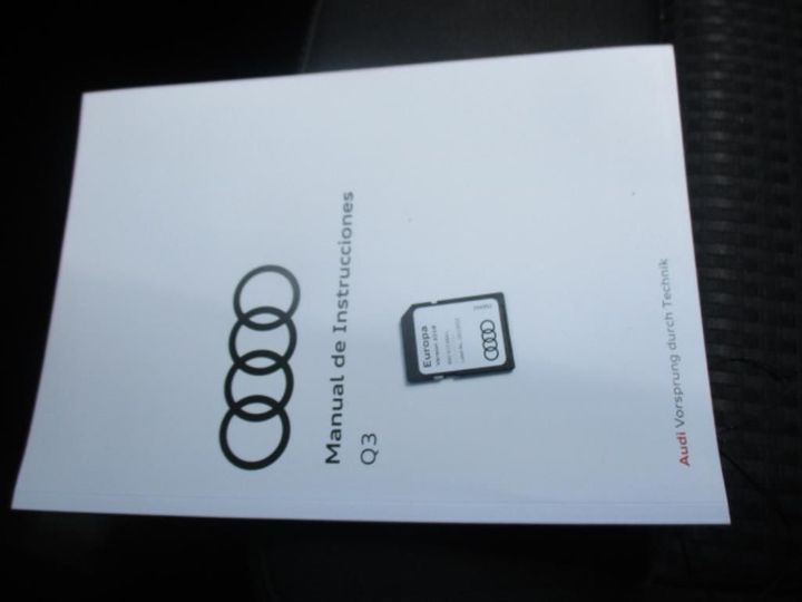 Photo 10 VIN: WAUZZZ8UXJR051301 - AUDI Q3 