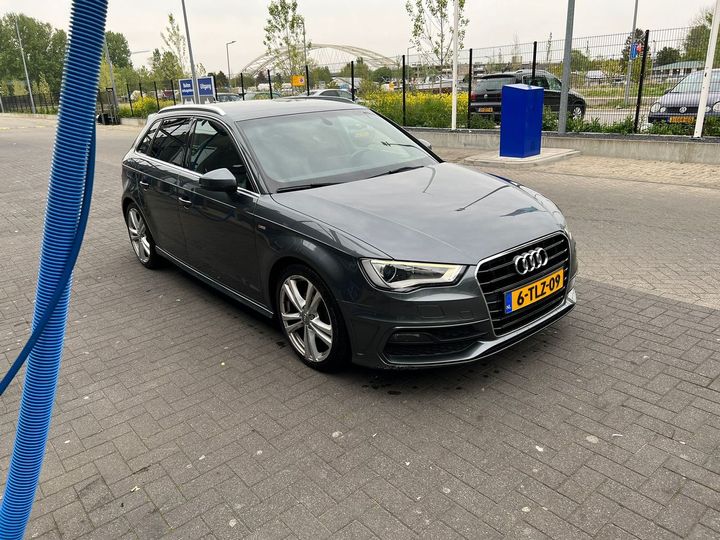 Photo 4 VIN: WAUZZZ8V0EA150710 - AUDI A3 SPORTBACK 