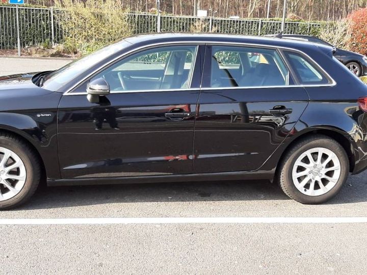 Photo 1 VIN: WAUZZZ8V0FA099985 - AUDI A3 SPORTBACK 