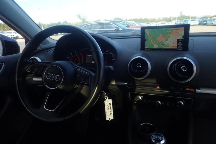 Photo 6 VIN: WAUZZZ8V0H1043015 - AUDI A3 BERLINE 