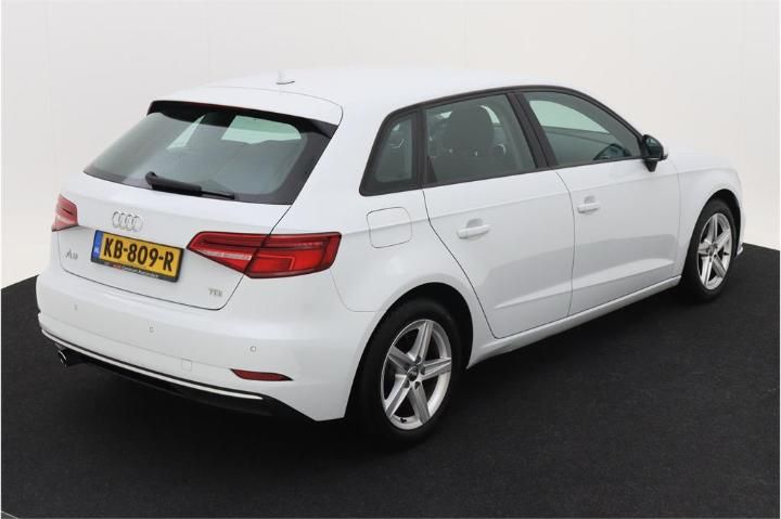 Photo 3 VIN: WAUZZZ8V0HA005607 - AUDI A3 SPORTBACK 