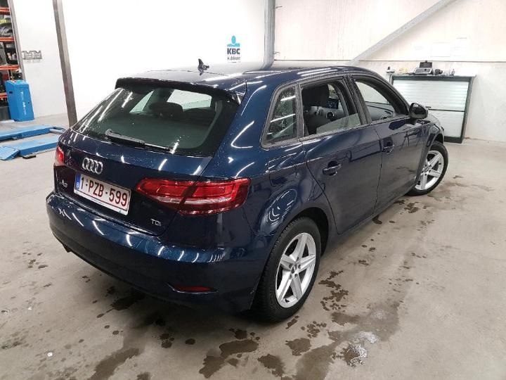 Photo 2 VIN: WAUZZZ8V0HA061028 - AUDI A3 SPORTBACK 