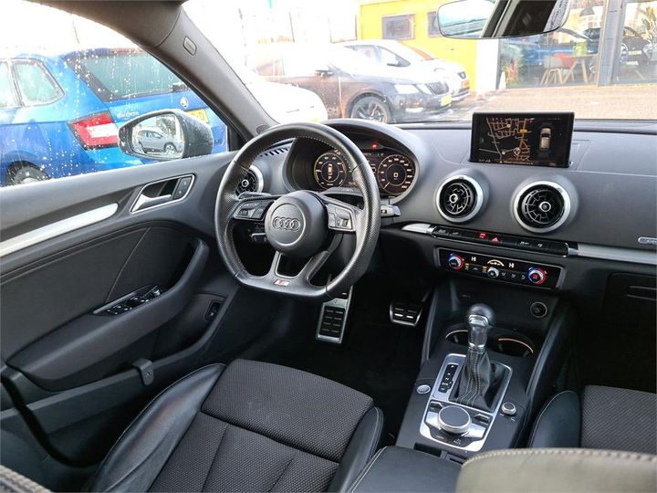 Photo 6 VIN: WAUZZZ8V0HA082705 - AUDI A3 SPORTBACK 