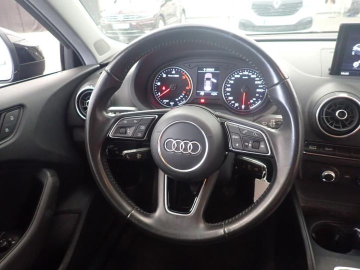 Photo 2 VIN: WAUZZZ8V0HA095857 - AUDI A3 