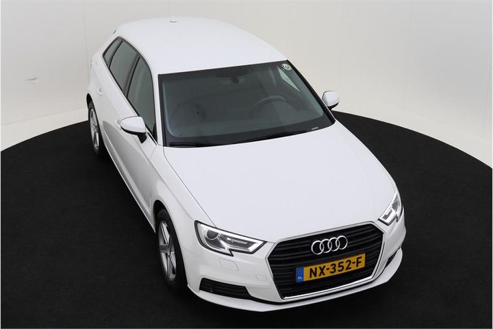 Photo 2 VIN: WAUZZZ8V0HA113158 - AUDI A3 SPORTBACK 