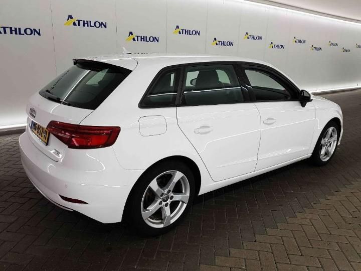 Photo 3 VIN: WAUZZZ8V0HA121423 - AUDI A3 SPORTBACK 