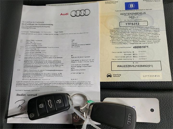 Photo 4 VIN: WAUZZZ8V0J1029492 - AUDI A3 BERLINE 