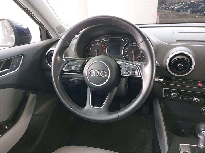 Photo 4 VIN: WAUZZZ8V0JA038726 - AUDI A3 SPORTBACK 