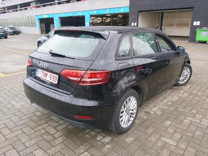 Photo 2 VIN: WAUZZZ8V0JA054120 - AUDI A3 SPORTBACK 