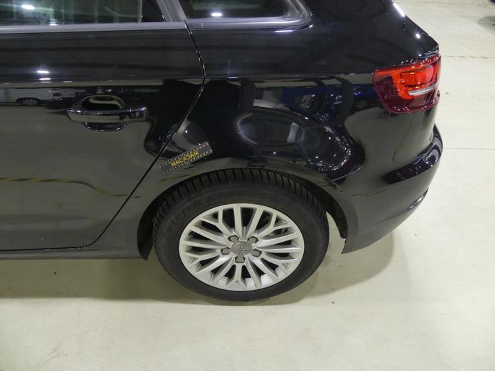 Photo 27 VIN: WAUZZZ8V0JA092950 - AUDI A3 SPORTBACK 