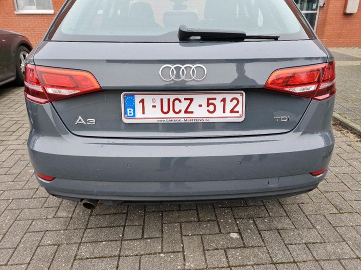 Photo 31 VIN: WAUZZZ8V0JA105793 - AUDI A3 