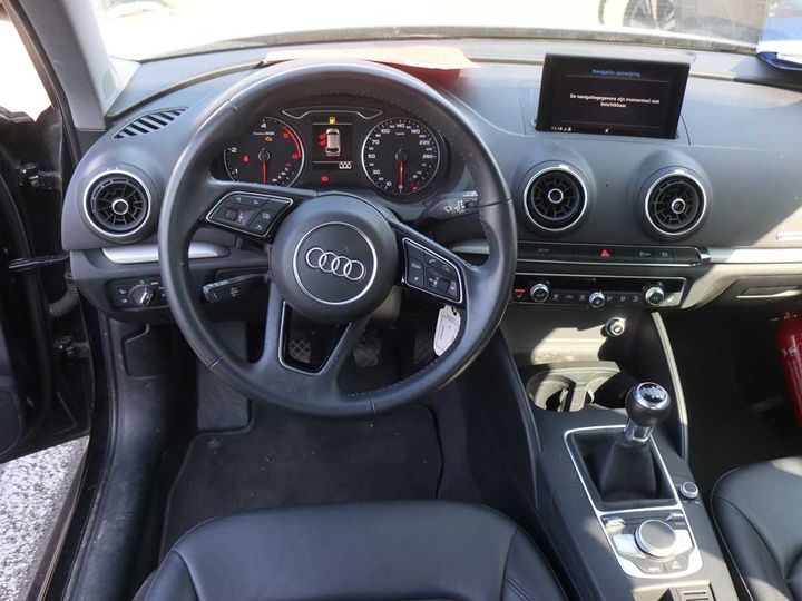 Photo 11 VIN: WAUZZZ8V0JA131228 - AUDI A3 