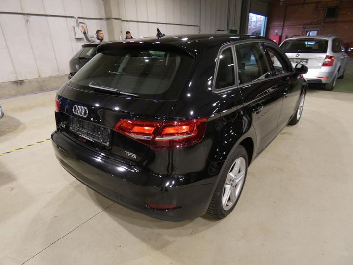 Photo 2 VIN: WAUZZZ8V0JA136509 - AUDI A3 SPORTBACK 