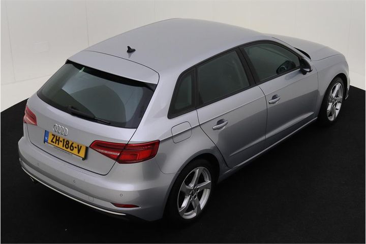 Photo 3 VIN: WAUZZZ8V0KA098815 - AUDI A3 