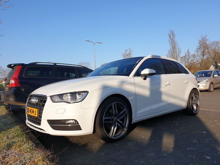 Photo 1 VIN: WAUZZZ8V1FA017939 - AUDI A3 SPORTBACK 