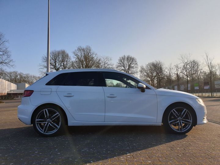 Photo 2 VIN: WAUZZZ8V1FA017939 - AUDI A3 SPORTBACK 