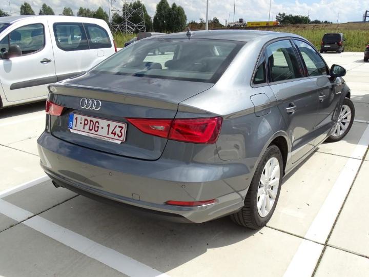 Photo 2 VIN: WAUZZZ8V1G1104256 - AUDI A3 BERLINE 