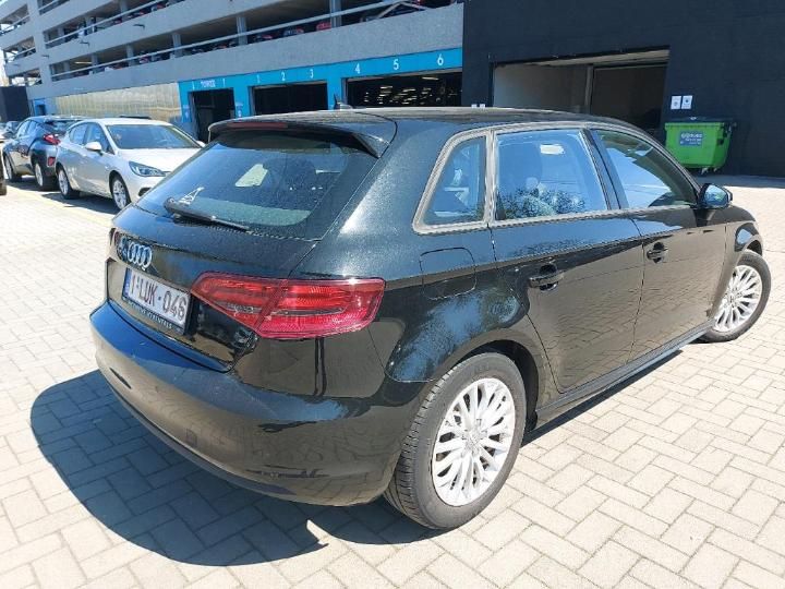 Photo 2 VIN: WAUZZZ8V1GA079990 - AUDI A3 SPORTBACK 