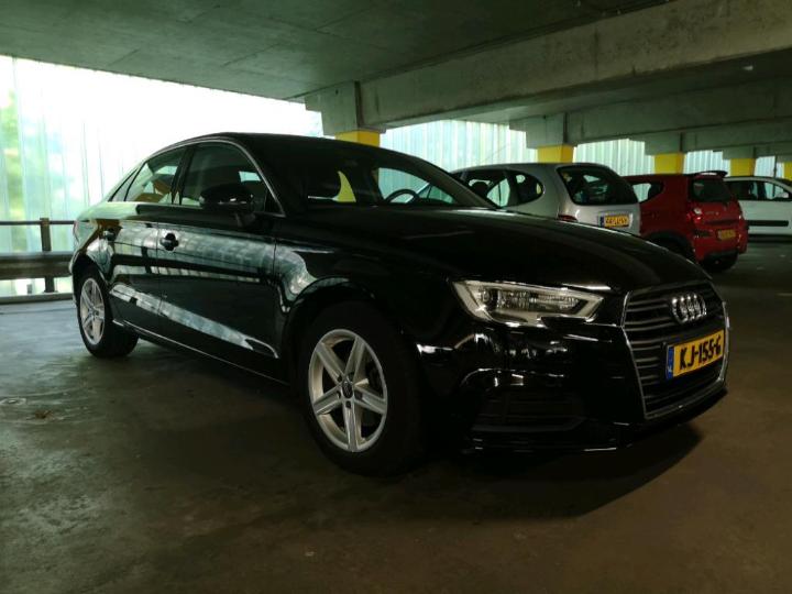 Photo 2 VIN: WAUZZZ8V1H1015191 - AUDI A3 LIMOUSINE 