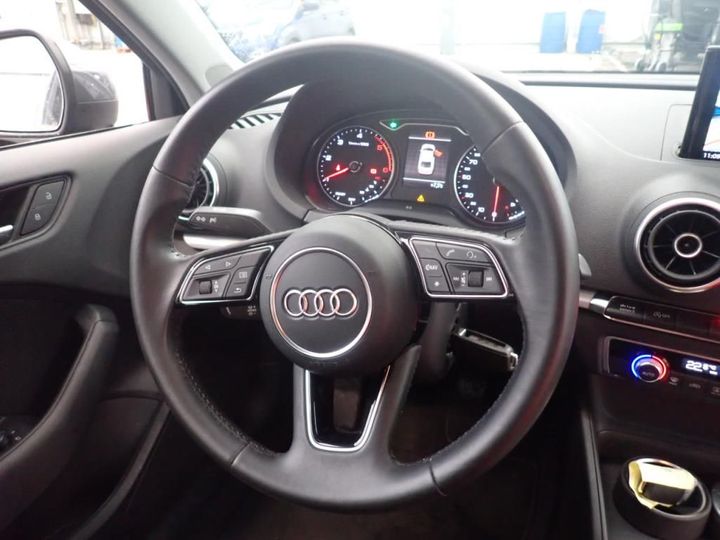 Photo 11 VIN: WAUZZZ8V1H1015997 - AUDI A3 BERLINE 